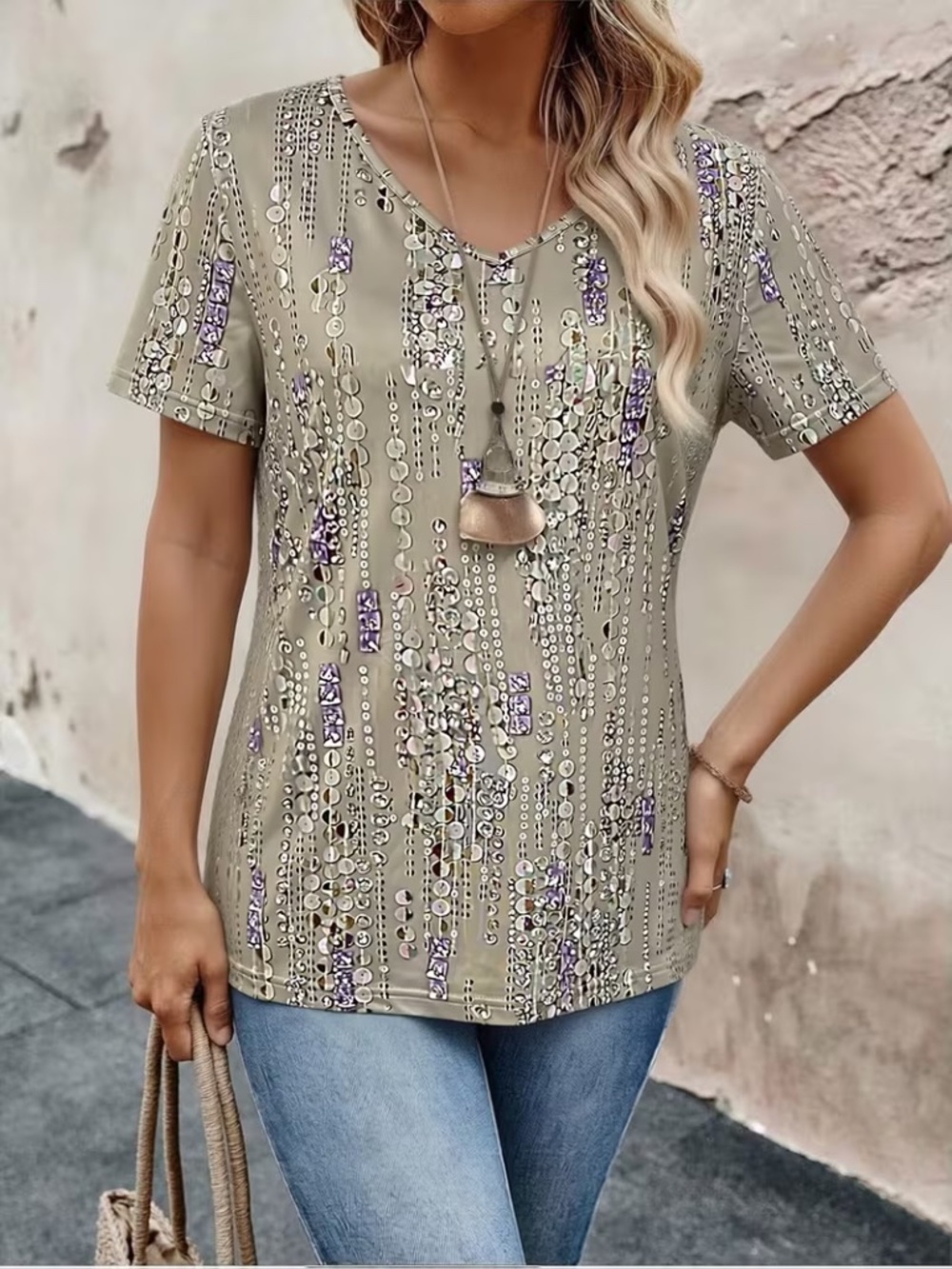 Women’s XXL V-Neck Top Olive Taupe Purple Beaded Print Short Sleeve